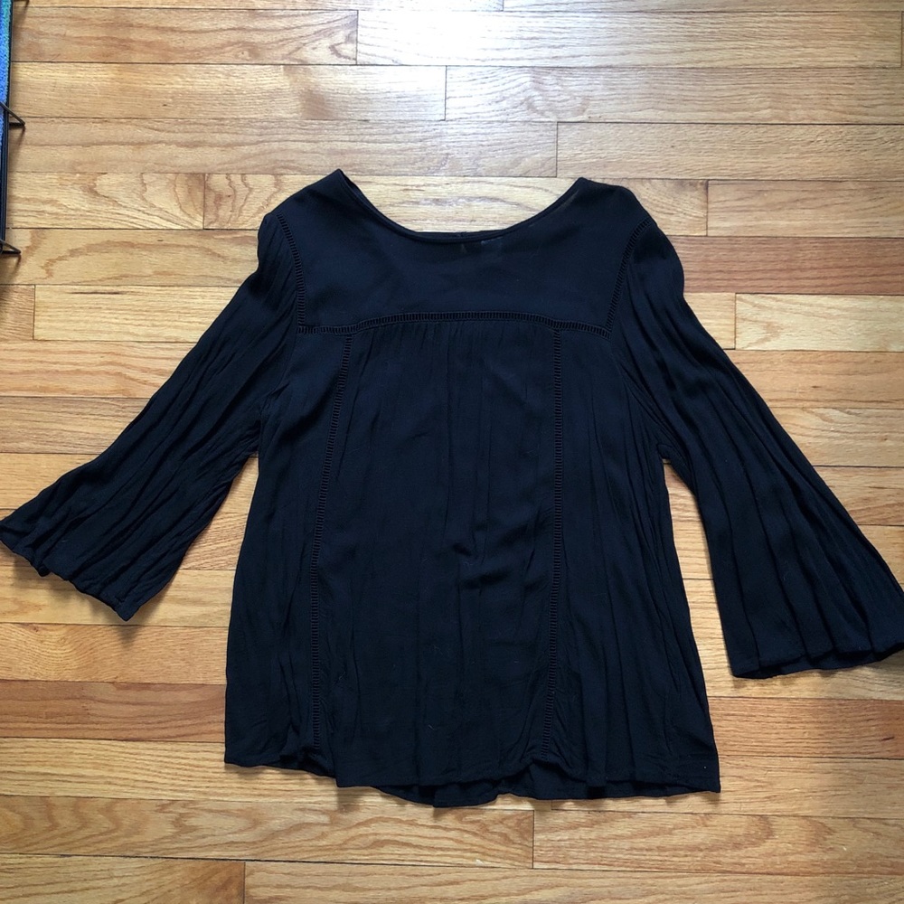 Old Navy Bell Sleeve top